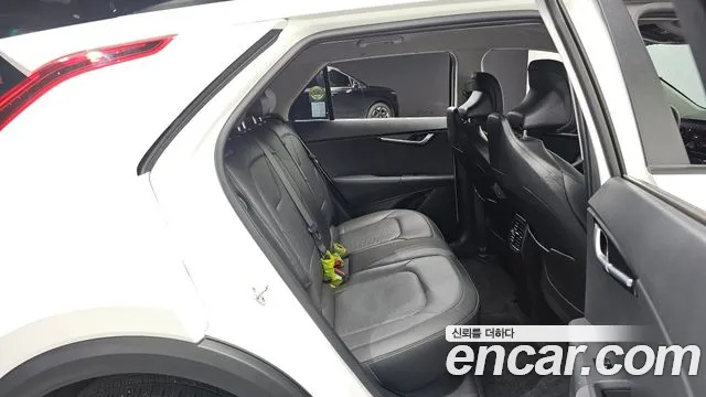 Kia Niro New — Фото автомобиля 17