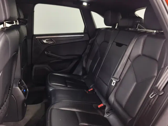 Porsche Macan — Фото автомобиля 14