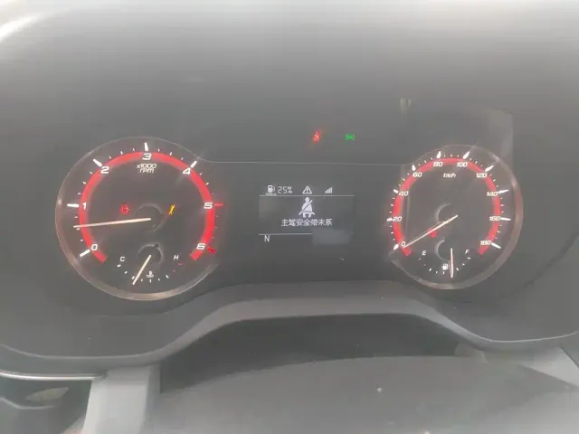 Maxus Xintu V90 — Фото автомобиля 3