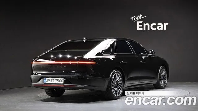 Hyundai Grandeur — Фото автомобиля 2