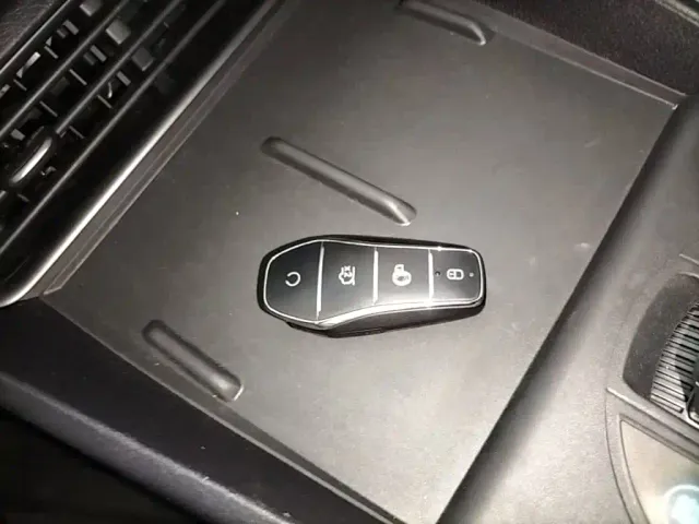 BYD Seal 05 DM-i — Фото автомобиля 16