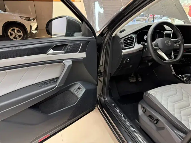 Volkswagen Tayron — Фото автомобиля 8