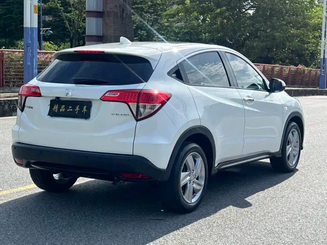 Honda Vezel — Фото автомобиля 6
