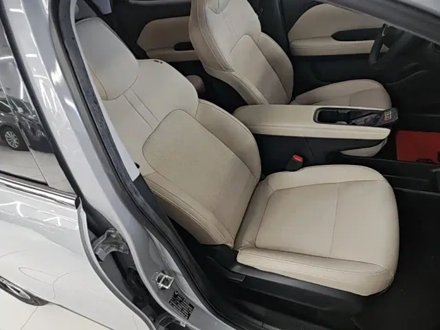 Wuling Binguo PLUS — Фото автомобиля 24