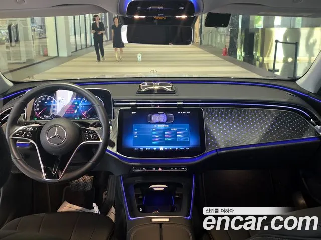 Mercedes-Benz E-Class — Фото автомобиля 7
