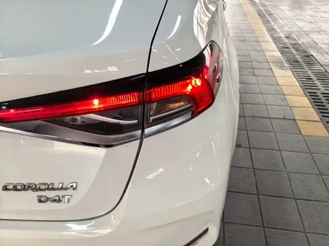 Toyota Corolla — Фото автомобиля 7