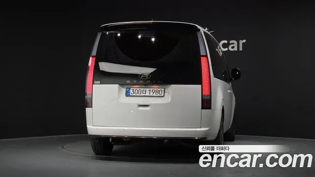Hyundai Staria — Фото автомобиля 4