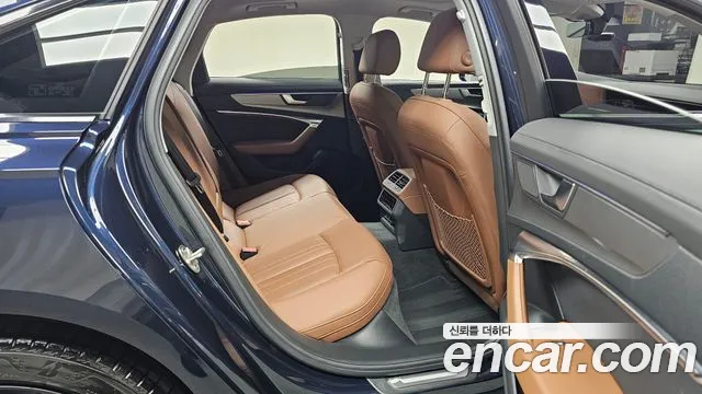 Audi A6 C8 — Фото автомобиля 17