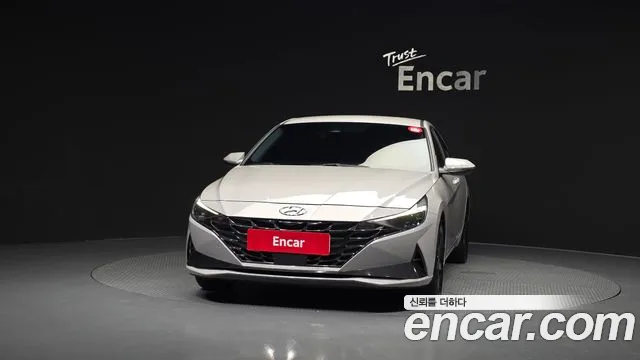 Hyundai AVANTE Smart — Фото автомобиля 3