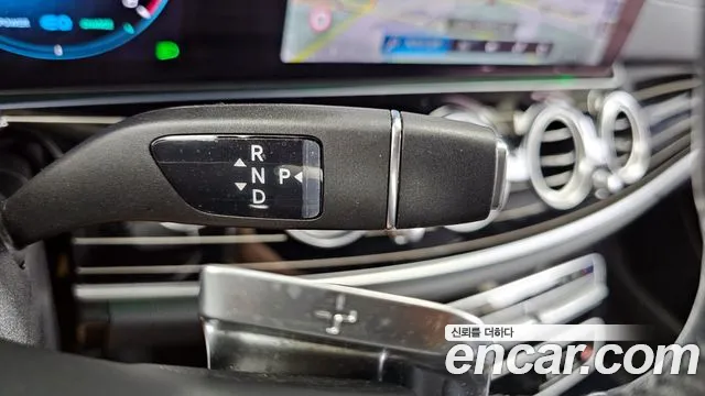 Mercedes-Benz E-Class — Фото автомобиля 9