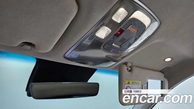 Genesis GV70 — Фото автомобиля 29