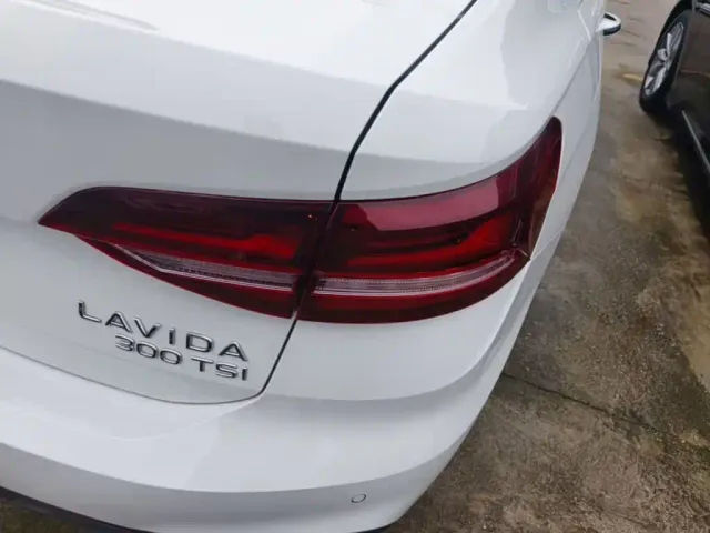 Volkswagen Lavida — Фото автомобиля 7