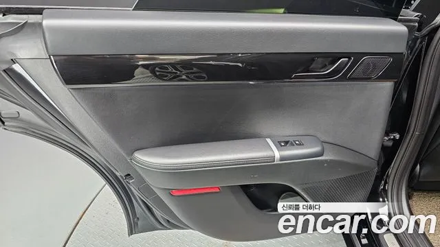 Hyundai Grandeur Grandeur (GN7) 3.5 Бензин 4WD — Фото автомобиля 6