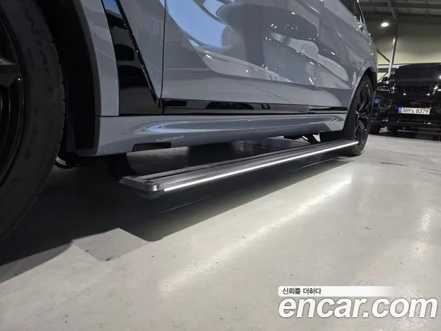 BMW X7 M60i xDrive M Sport 6 мест — Фото автомобиля 7