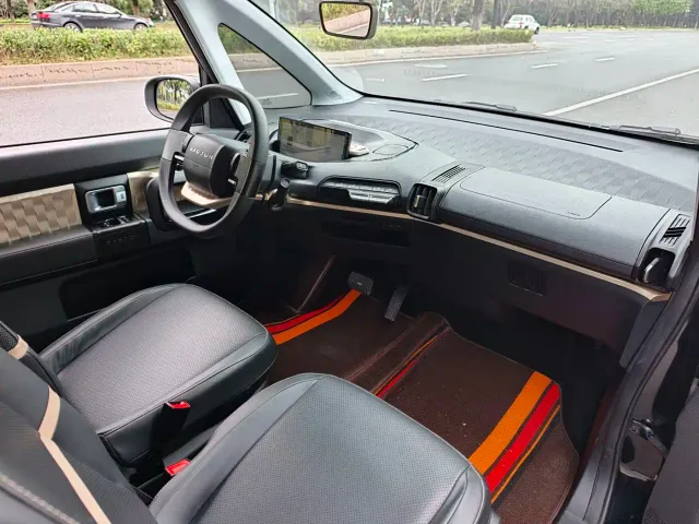 Baojun KiWi EV — Фото автомобиля 7