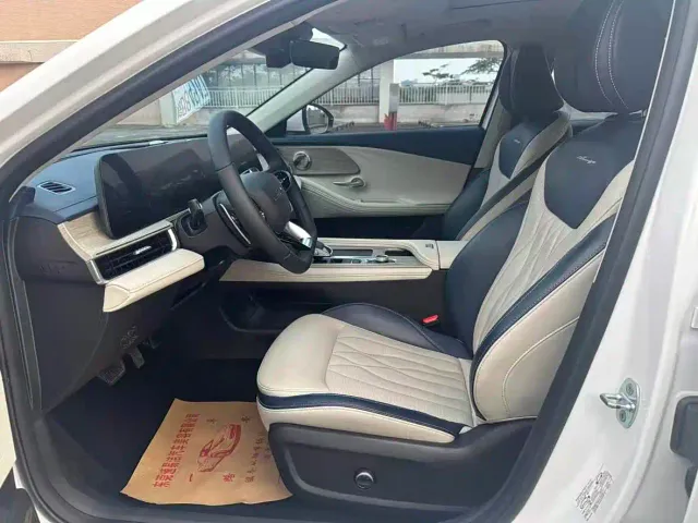 Chery Arrizo 8 — Фото автомобиля 5