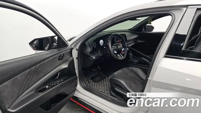 Hyundai AVANTE — Фото автомобиля 10
