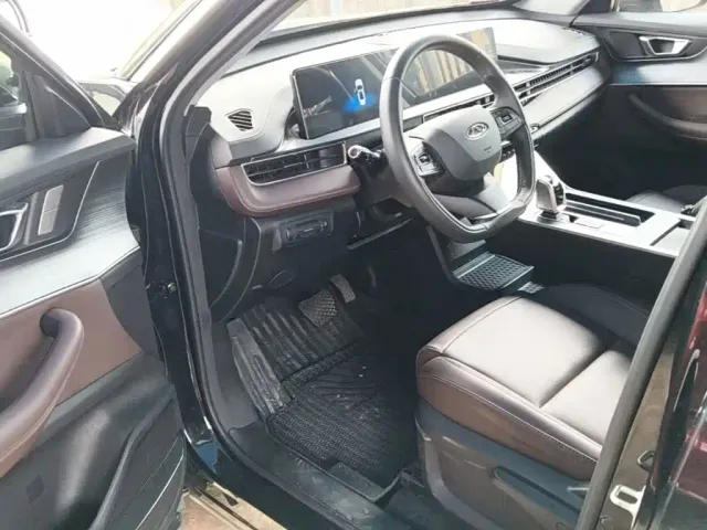Chery Tiggo 7 — Фото автомобиля 15