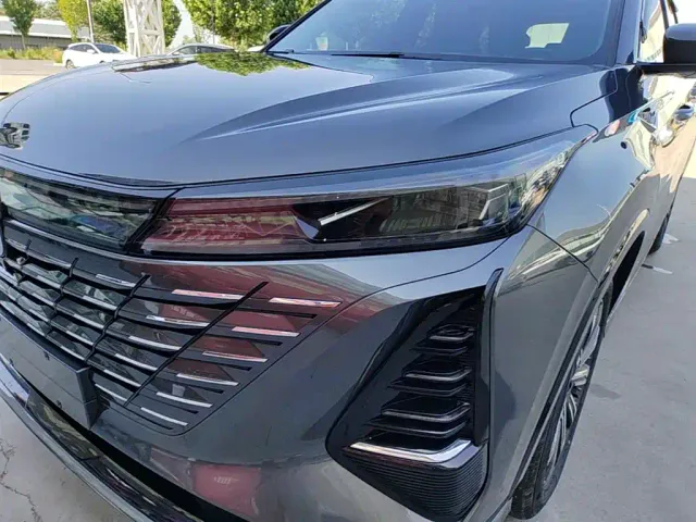 Changan CS75 Plus — Фото автомобиля 23