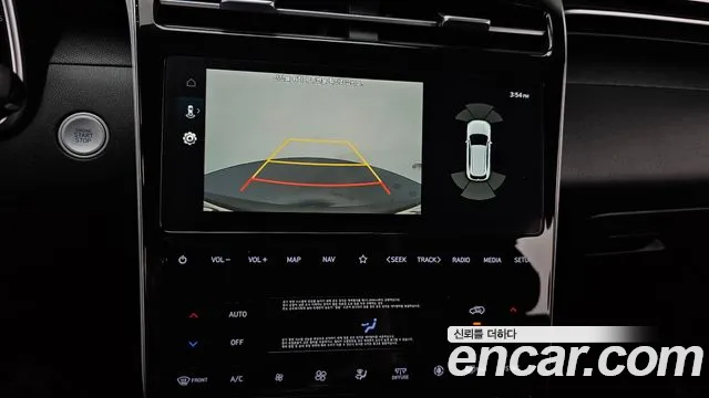 Hyundai Tucson Tucson (NX4) Бензин 1.6 Turbo 4WD — Фото автомобиля 15