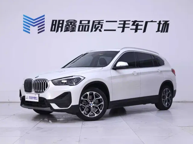 BMW X1 — Фото автомобиля 2