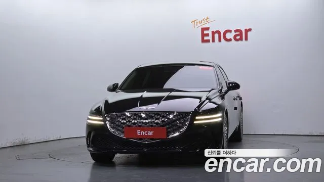 Genesis G80 RG3 — Фото автомобиля 3