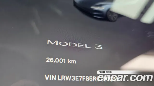 Tesla Model 3 — Фото автомобиля 7