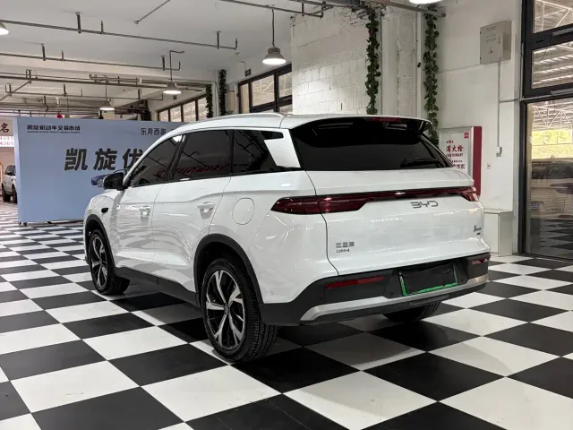 BYD Song Pro — Фото автомобиля 6