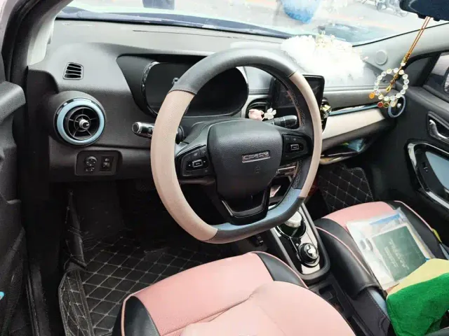 Chery eQ1 — Фото автомобиля 10