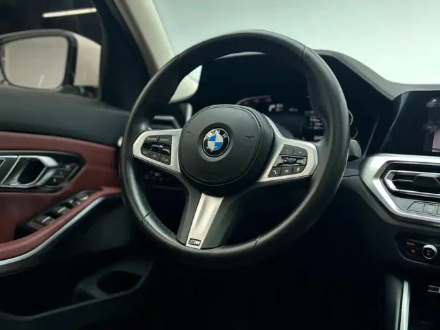 BMW 3 Series — Фото автомобиля 21