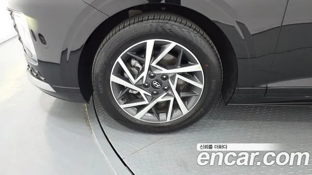 Hyundai Grandeur GN7 — Фото автомобиля 5