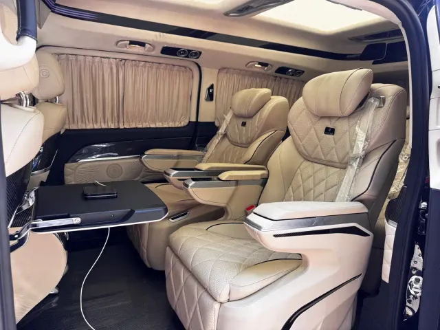 Mercedes-Benz V-Class — Фото автомобиля 9