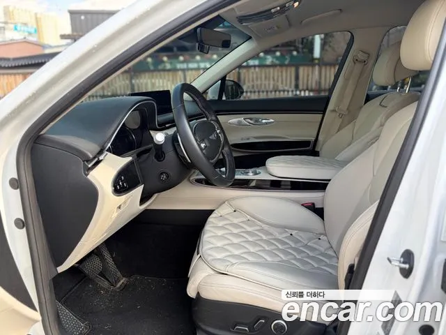 Genesis GV70 — Фото автомобиля 7