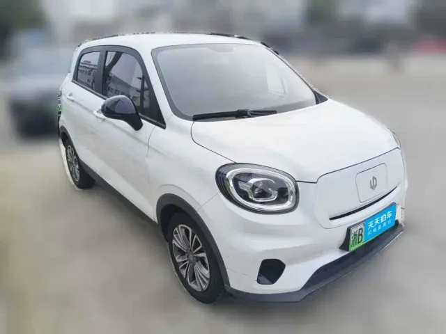 Leapmotor T03 — Фото автомобиля 3