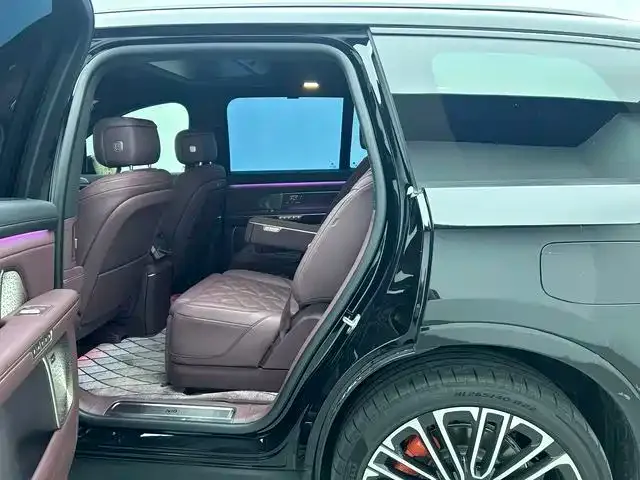 Nio ES8 — Фото автомобиля 6