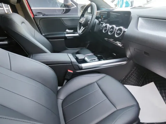 Mercedes-Benz B-Class — Фото автомобиля 14