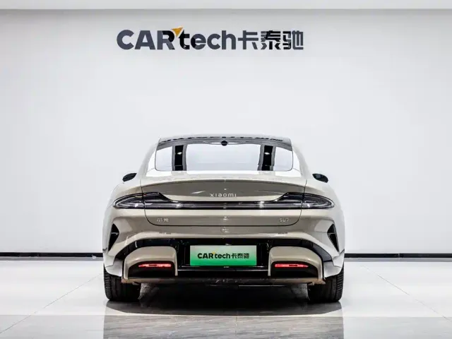 Xiaomi SU7 — Фото автомобиля 5