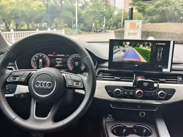 Audi A4L — Фото автомобиля 14
