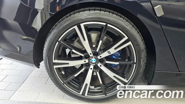 BMW 5-Series 5 серия (G60) — Фото автомобиля 5
