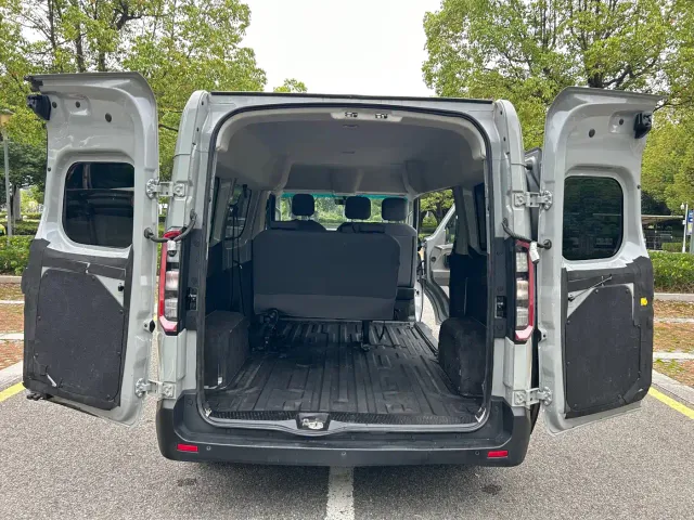 Farizon Super VAN — Фото автомобиля 12