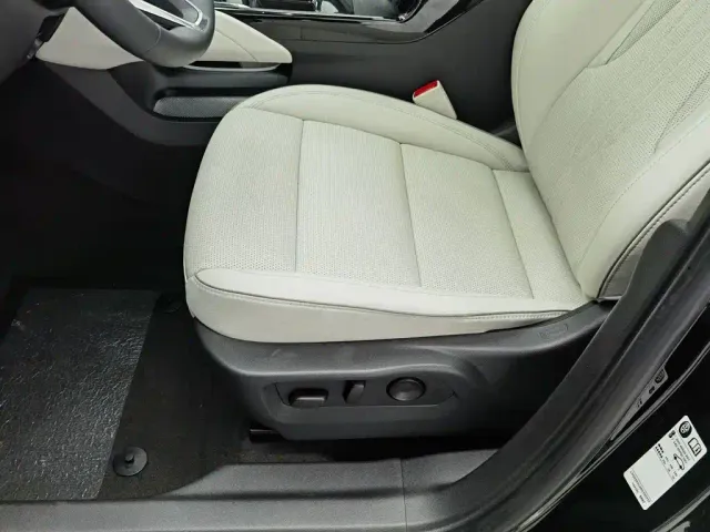Buick Envision Plus — Фото автомобиля 20