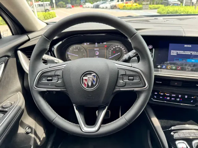 Buick Envision S — Фото автомобиля 12