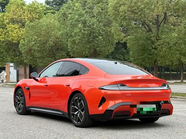 Xiaomi SU7 — Фото автомобиля 6