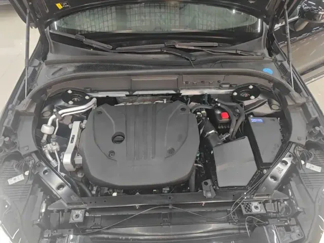Volvo XC60 — Фото автомобиля 19