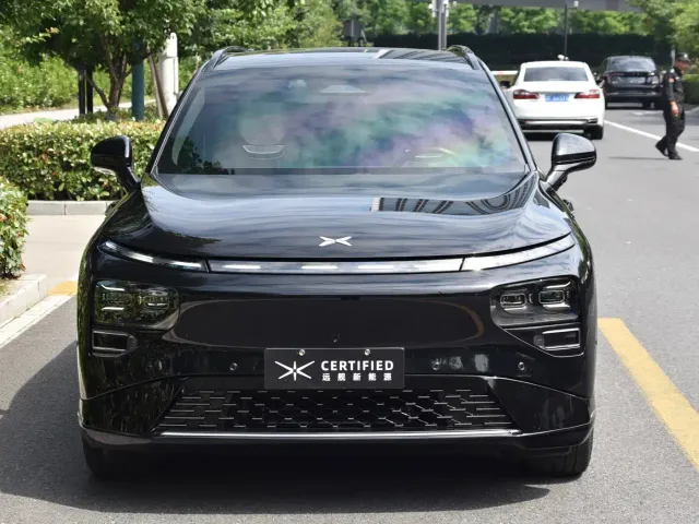 Xpeng G9 — Фото автомобиля 4
