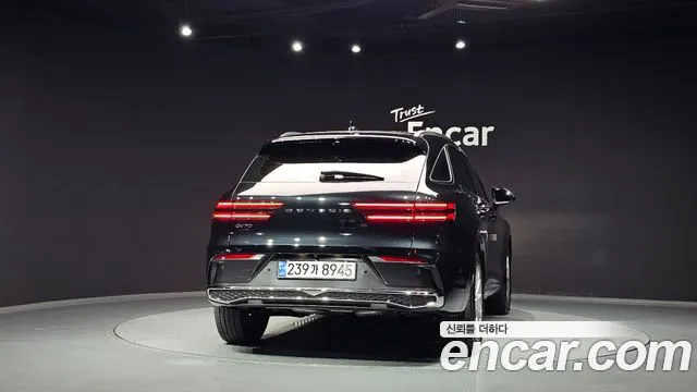 Genesis GV70 — Фото автомобиля 4