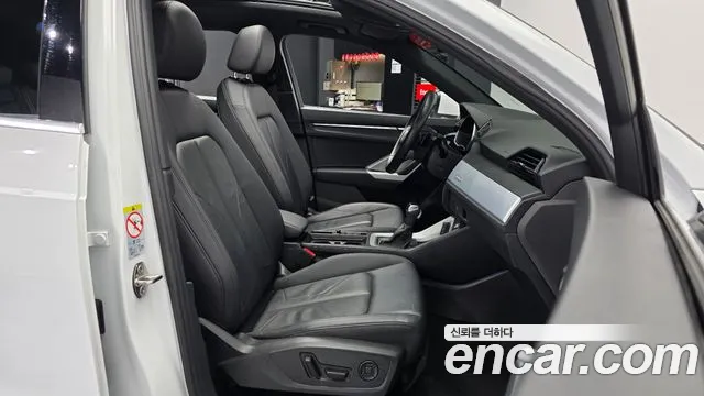 Audi Q3 35 TDI quattro Premium — Фото автомобиля 11