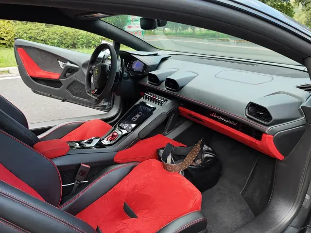 Lamborghini Huracan — Фото автомобиля 9