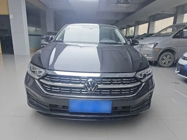 Volkswagen Sagitar — Фото автомобиля 2