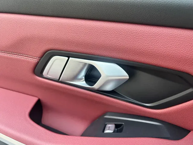 BMW 3 Series — Фото автомобиля 8